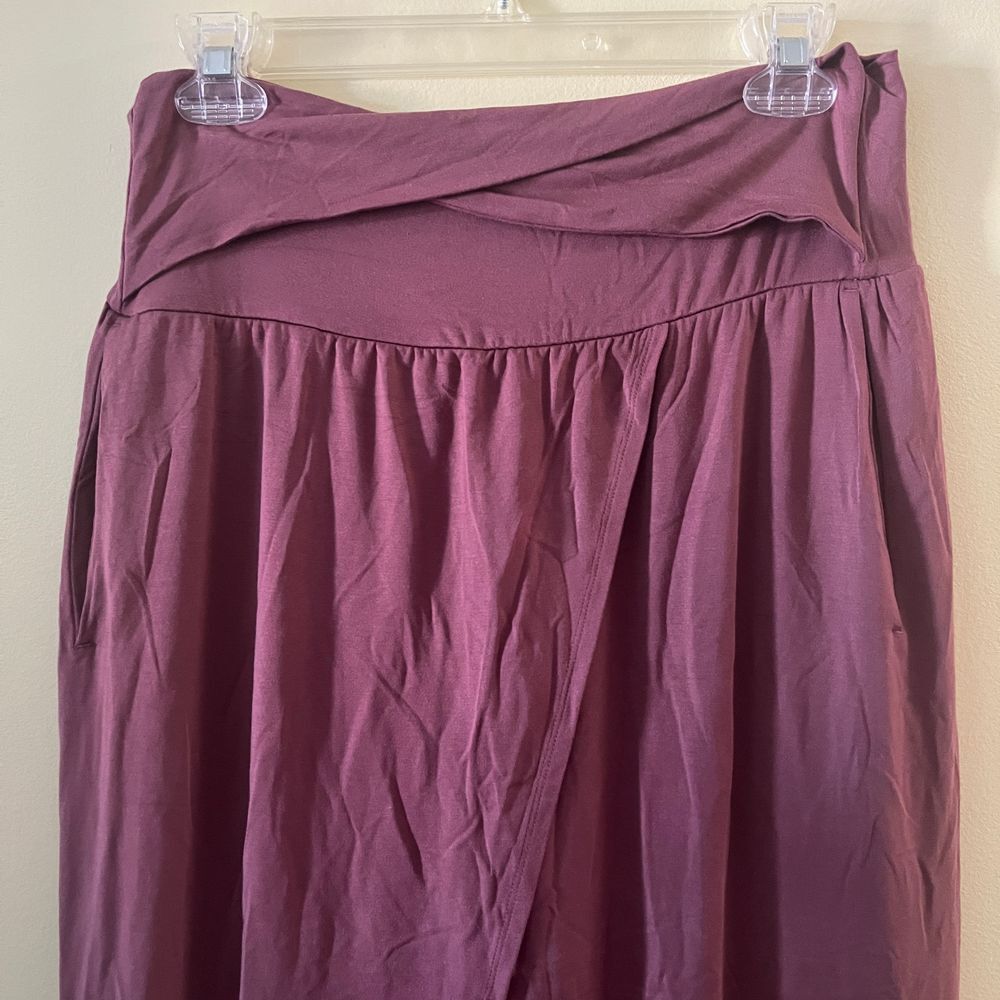 Athleta Mauve Cropped Tulip-Leg Pants - Picture 5 of 12
